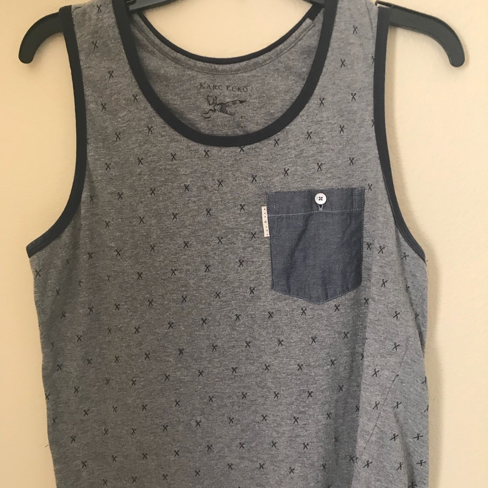 Men’s gray and blue tank top